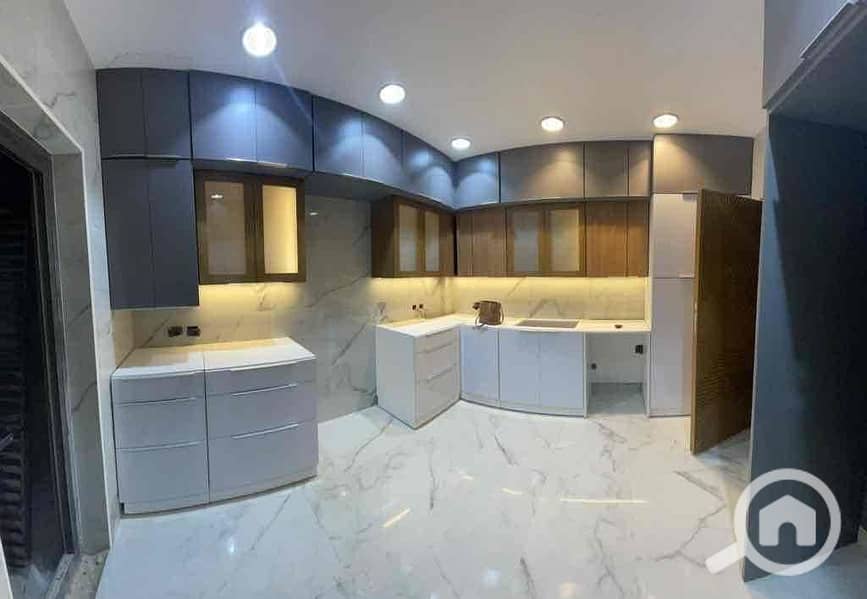 5 c1607a47-ac10-4125-87cc-11e9e6bd4807. jpg