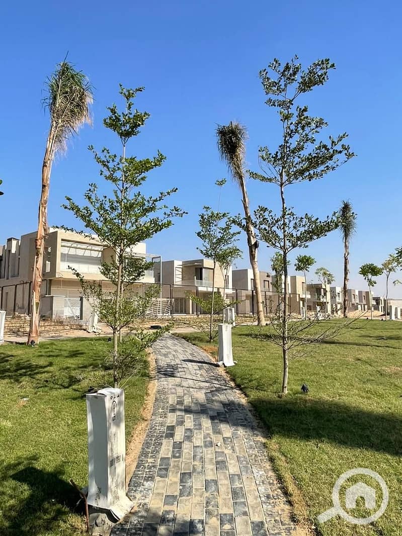 10 WhatsApp Image 2025-12-07 at 6.49. 37 PM. jpeg