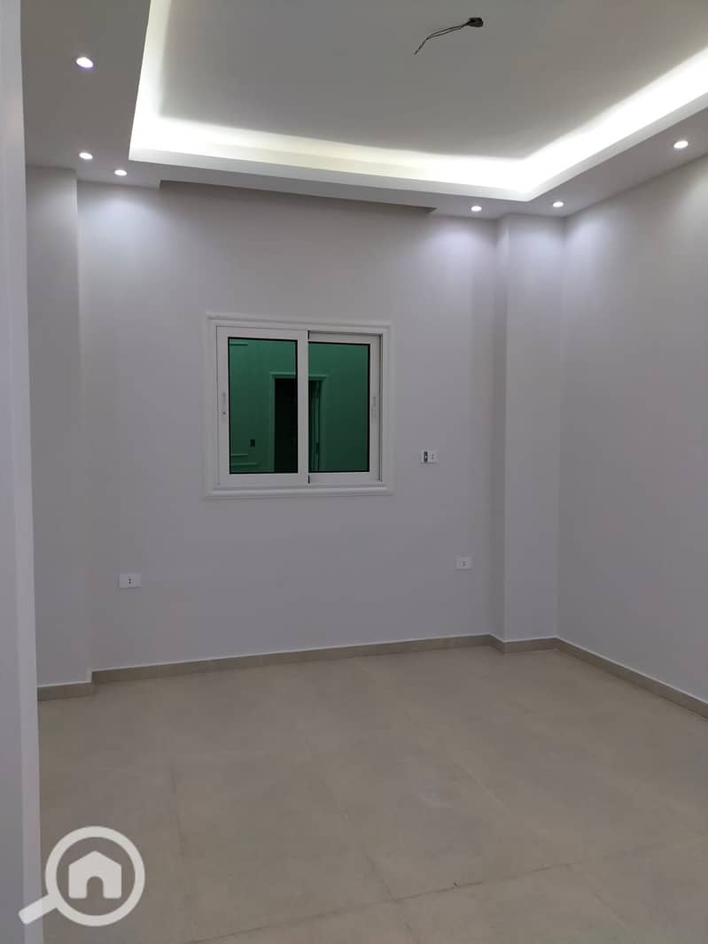 8 WhatsApp Image 2025-12-12 at 9.40. 32 PM (3). jpeg