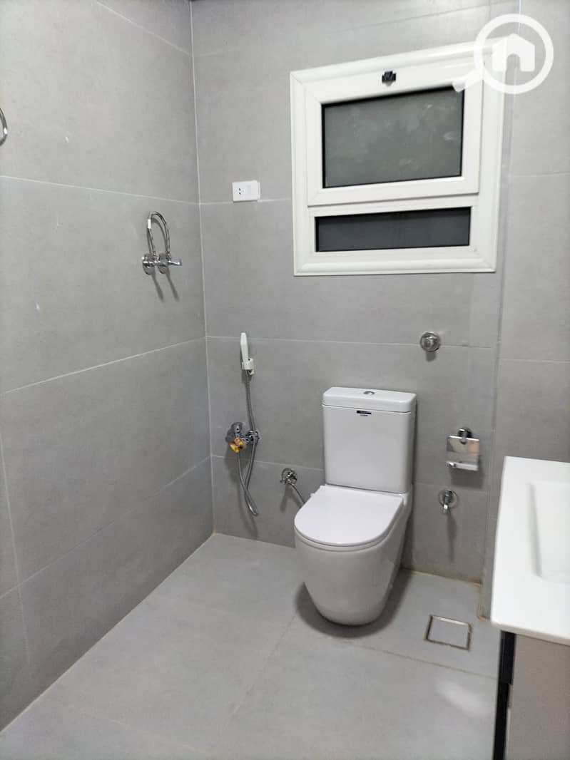 11 WhatsApp Image 2025-12-12 at 9.40. 31 PM (3). jpeg