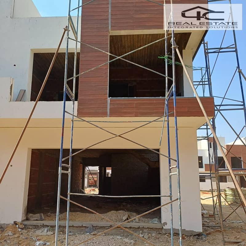 2 WhatsApp Image 2025-12-12 at 14.06. 22. jpeg