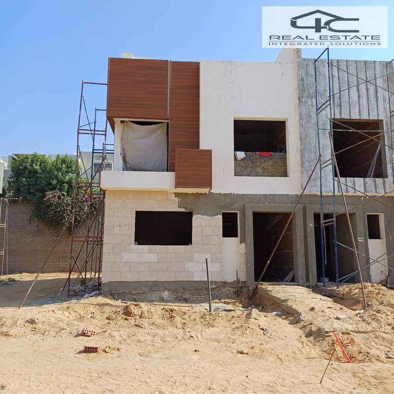 5 WhatsApp Image 2025-12-12 at 14.06. 21 (3). jpeg