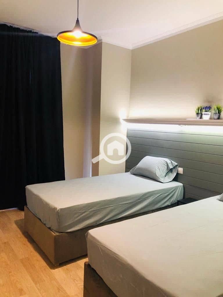 2 25f48e8d-17c1-40b0-969d-fcb4b0da2b88. jpeg