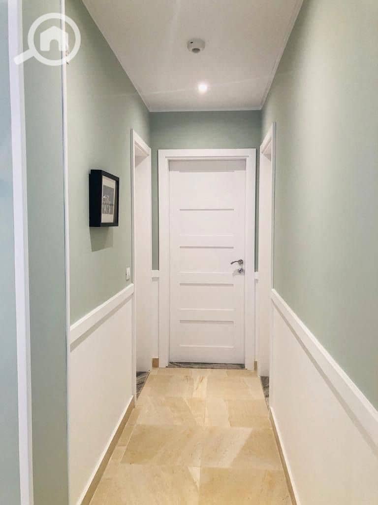 9 b860f9ef-c595-4c40-8dbd-1f3dd18b8e8d. jpeg