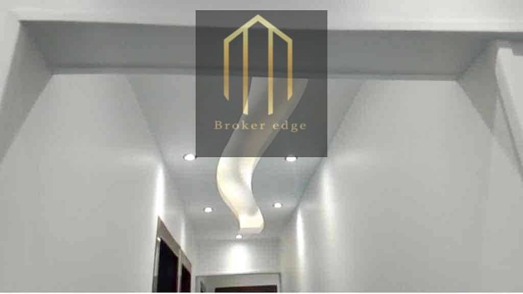 10 3522e787-1fc1-4073-9452-7469a6839d7a. jpg