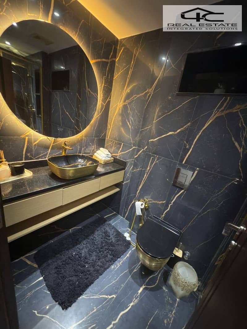 4 WhatsApp Image 2025-12-12 at 14.06. 59 (2). jpeg