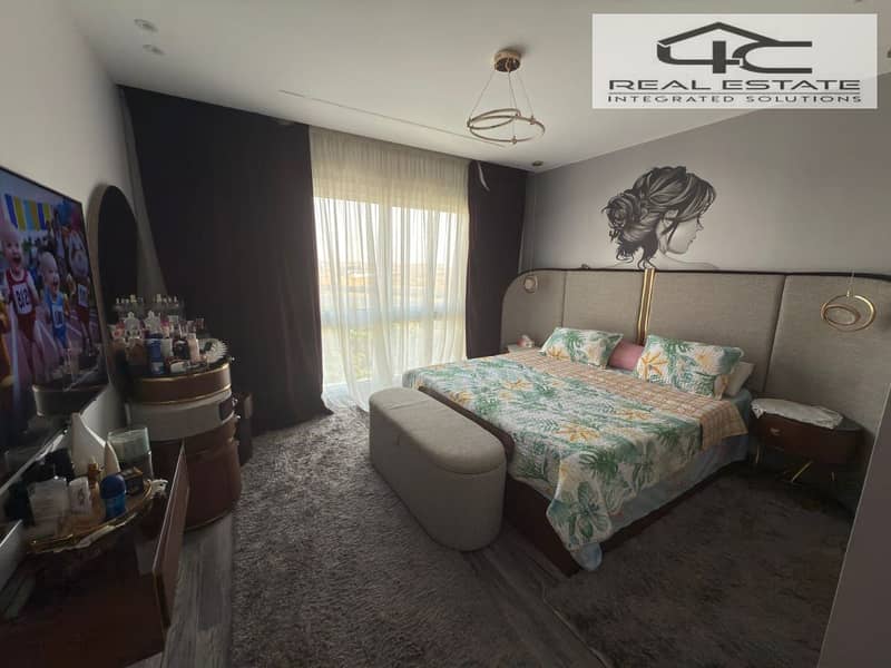 6 WhatsApp Image 2025-12-12 at 14.06. 59 (4). jpeg