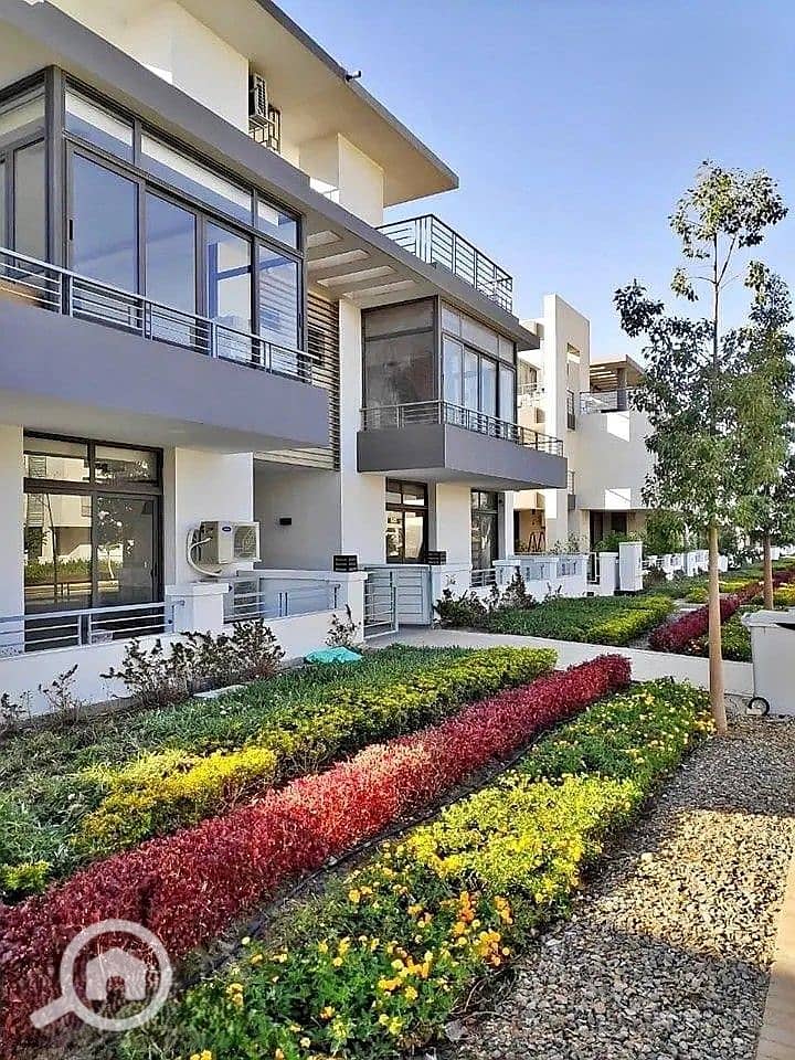 4 32898397-800x600. jpg