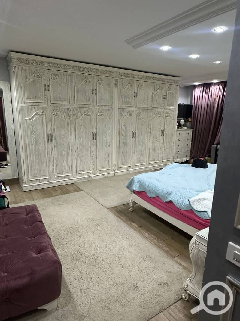 10 WhatsApp Image 2025-12-12 at 21.48. 44. jpeg