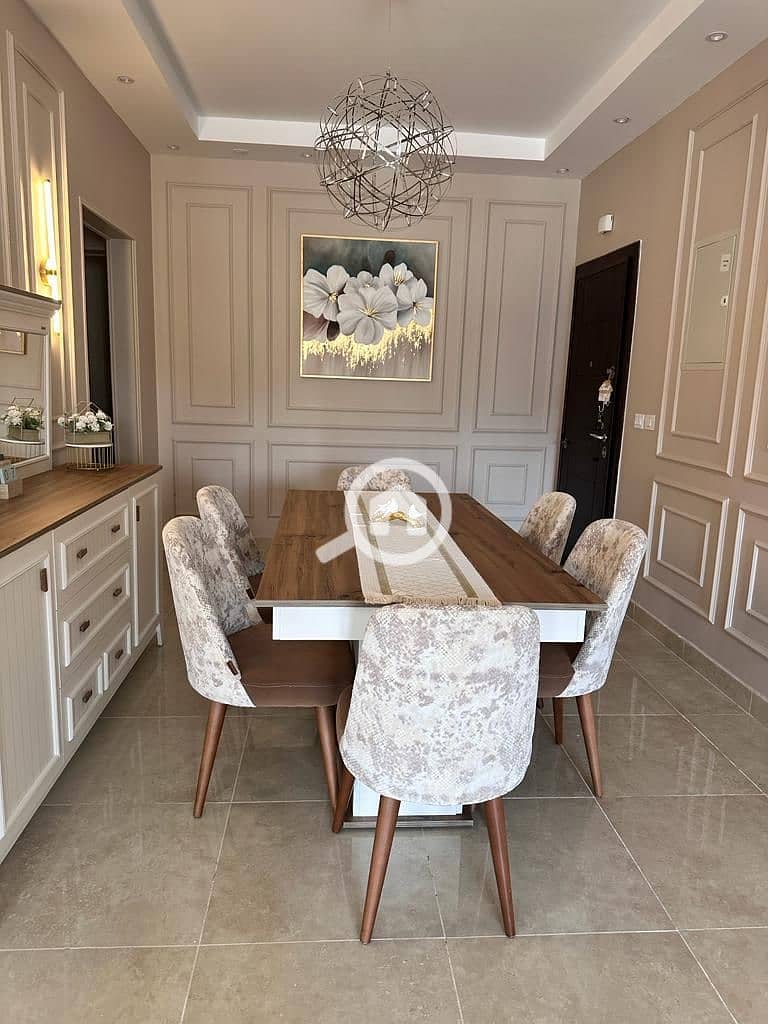 2 WhatsApp Image 2025-12-12 at 21.15. 45. jpeg