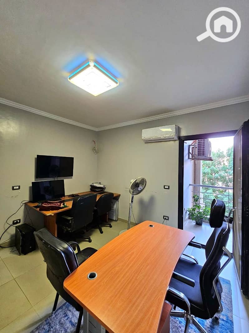 2 4da1e153-aee8-405e-944f-308eb9745b75. jpeg