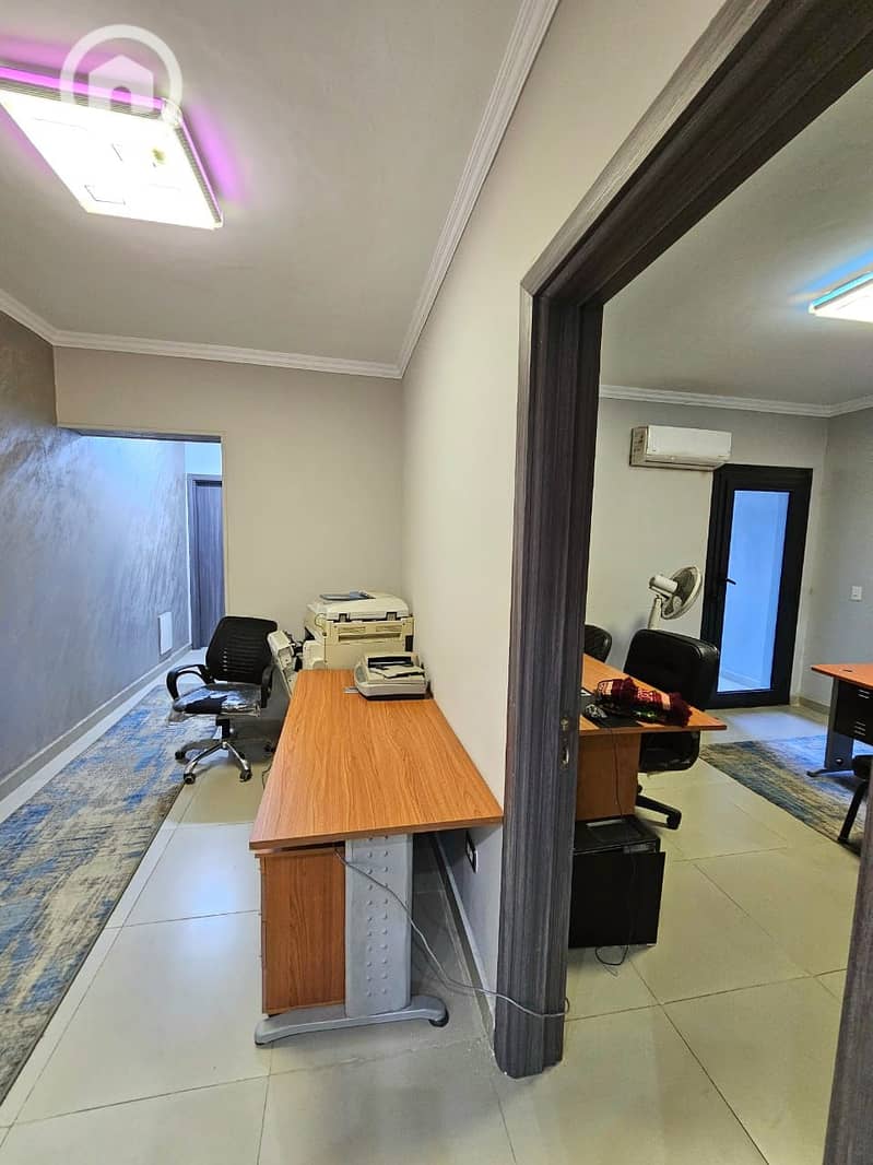 3 2e231d15-a614-44b2-b2b8-c7b96a9ad2fa. jpeg