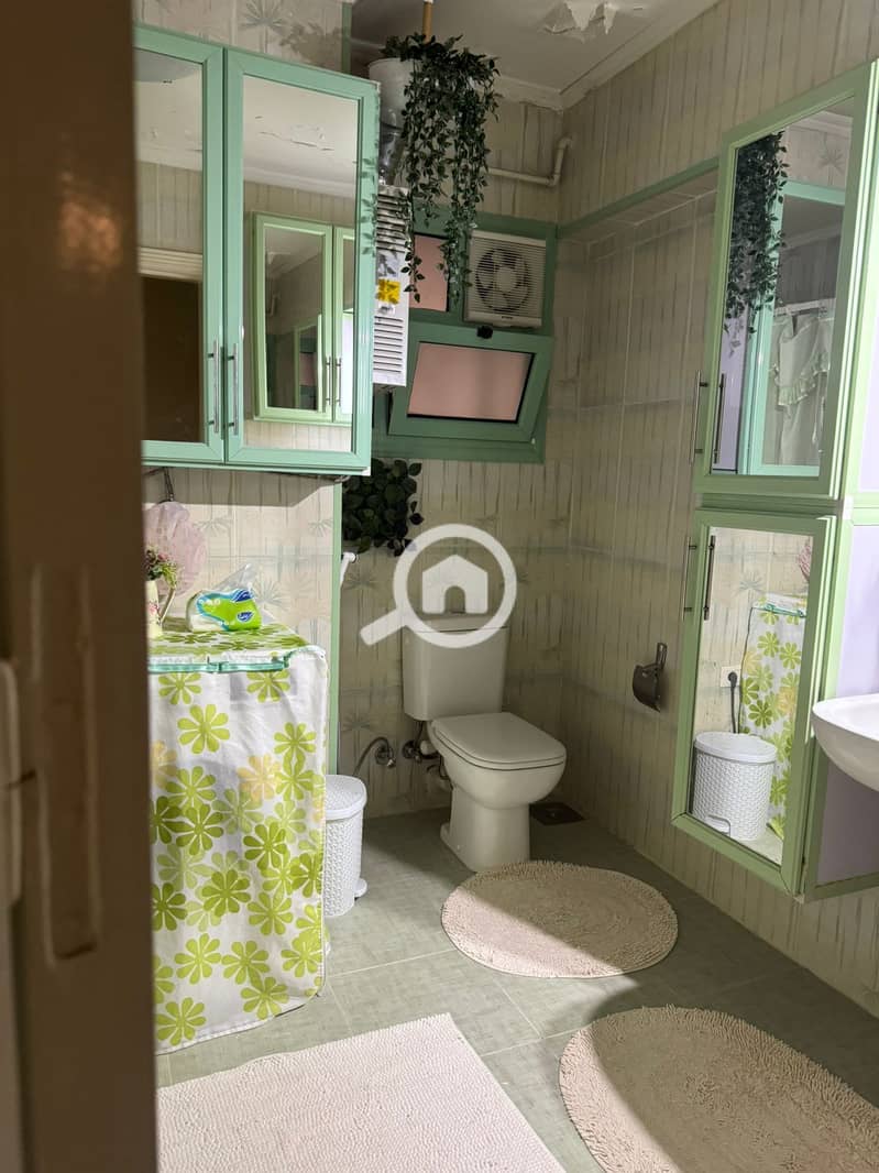 6 WhatsApp Image 2025-12-12 at 22.49. 32_640f149a. jpg