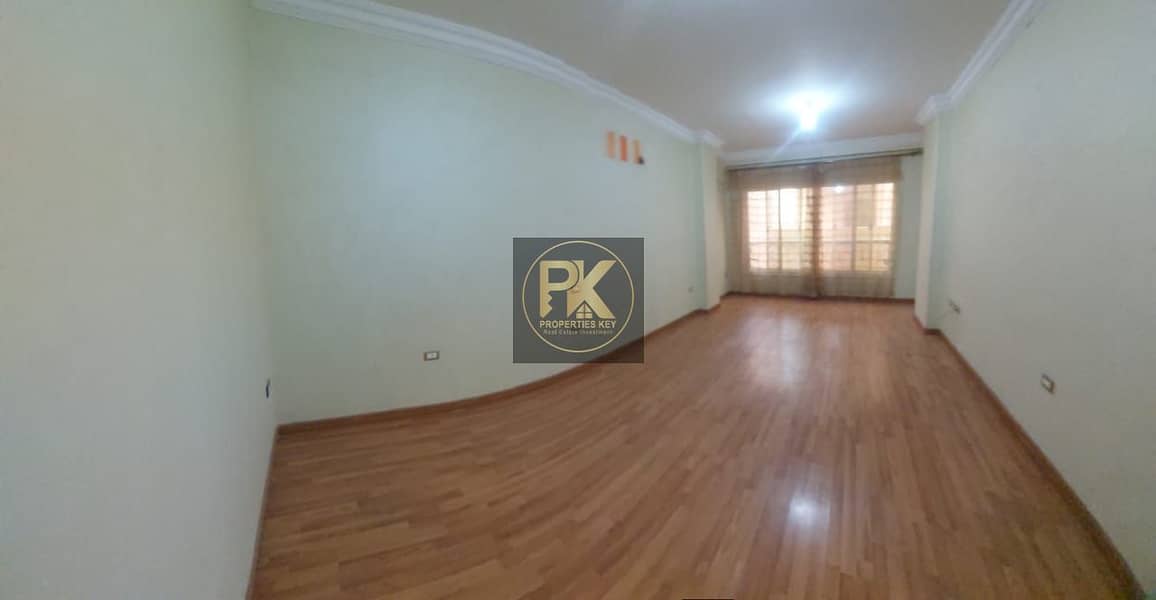 6 WhatsApp Image 2025-12-12 at 11.13. 19 PM. jpeg