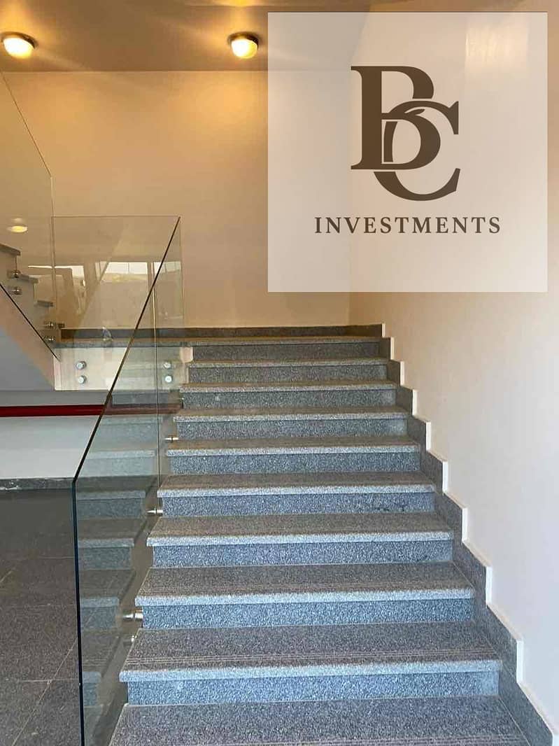 3 f14fa9ea-9386-46ec-87a7-f0d55828af4c. jpg