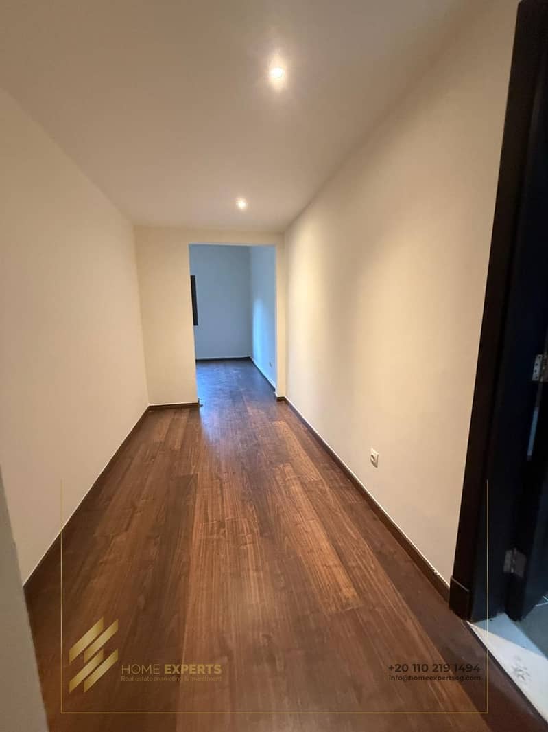 5 WhatsApp Image 2025-12-12 at 11.09. 06 PM. jpeg