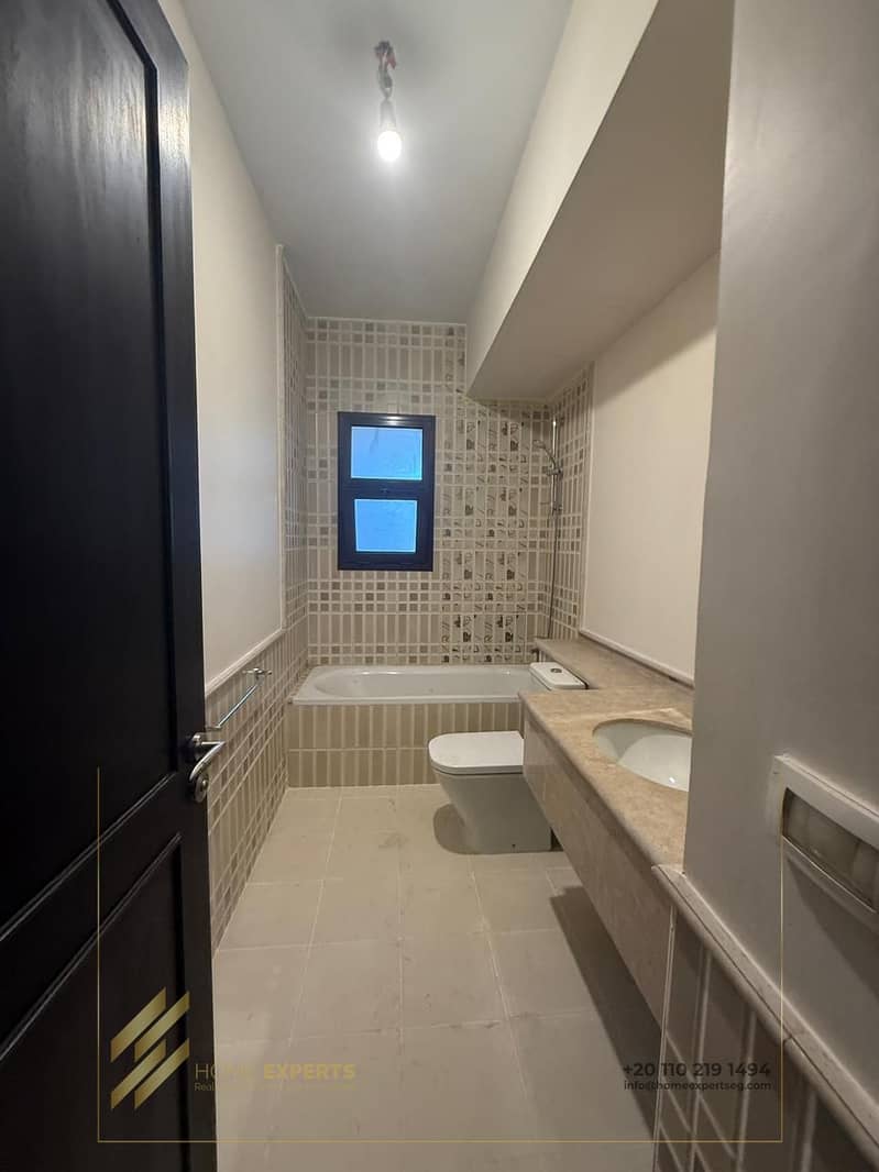 10 WhatsApp Image 2025-12-12 at 11.09. 05 PM. jpeg