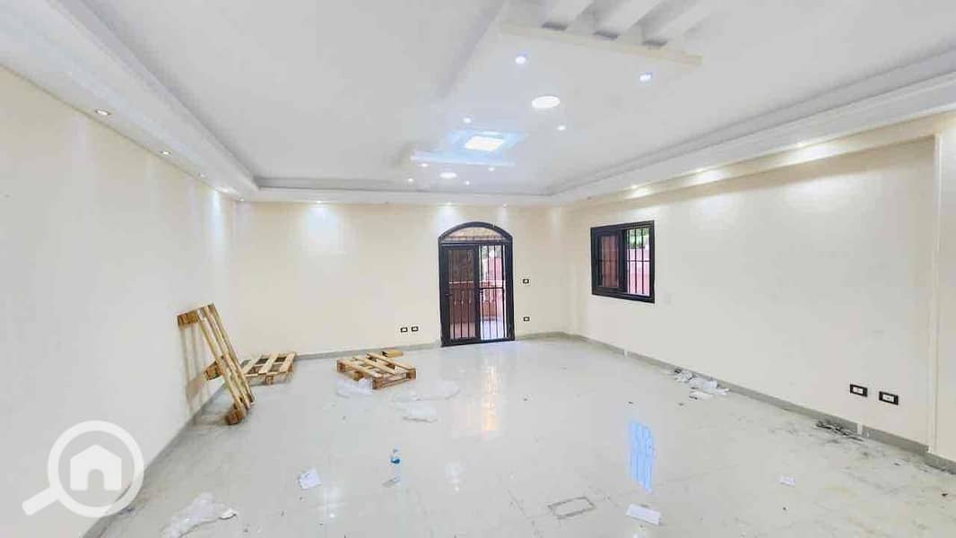 2 68c799b4-c0e9-4345-84ce-50875f774ff6. jpg