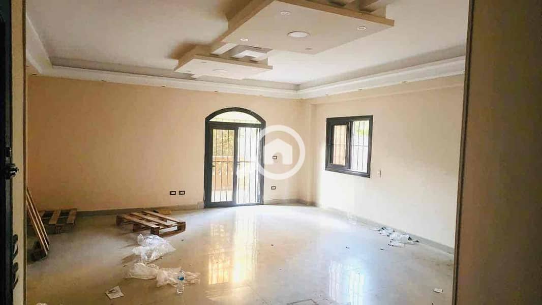 4 8b500880-7d86-416f-83bc-0865ced791c8. jpg