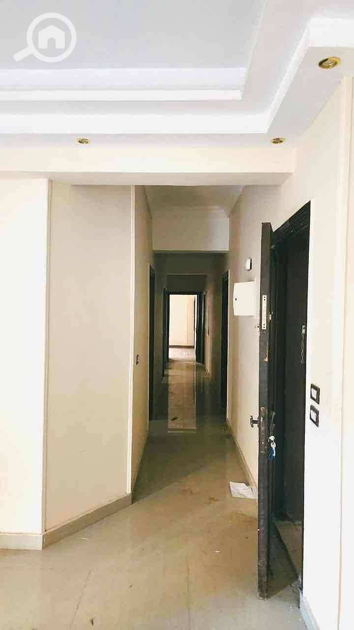 11 fce9e7dd-d584-4db6-ac04-349e9a36f230. jpg