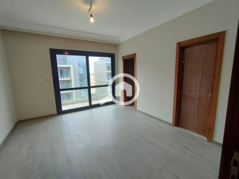 8 WhatsApp Image 2025-02-12 at 1.41. 26 PM. jpeg