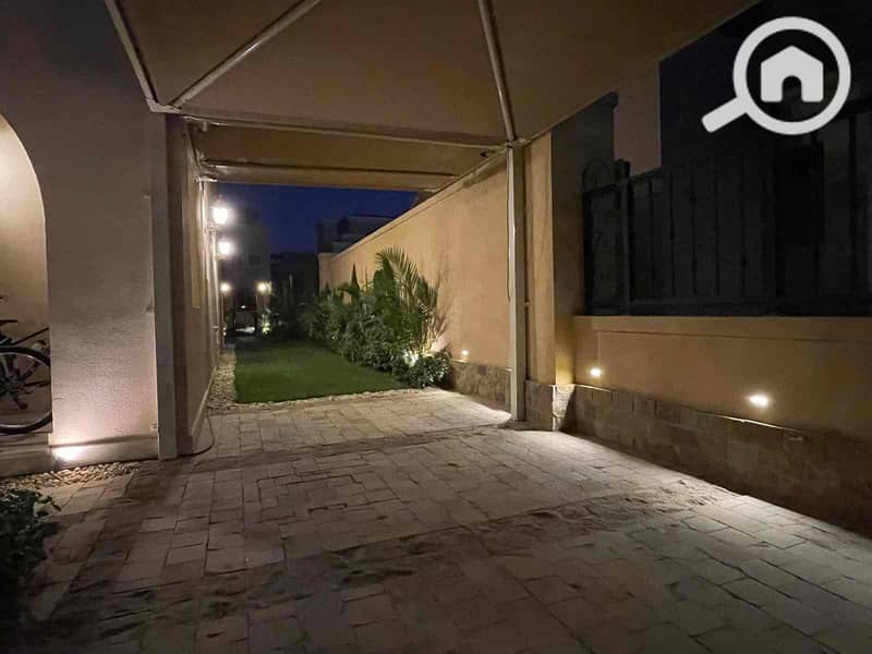 9 561f76c1-bd06-456d-967c-cd3c2fad2b9e. jpg