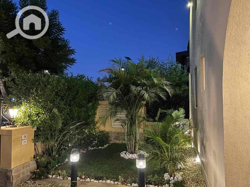 10 f134ead8-365b-4eec-9b1c-42cfb8101b2b. jpg