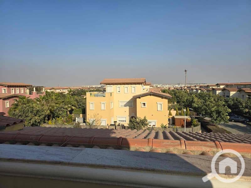 7 ba7ef482-f560-458c-9b76-8e8b189a44b2. jpg