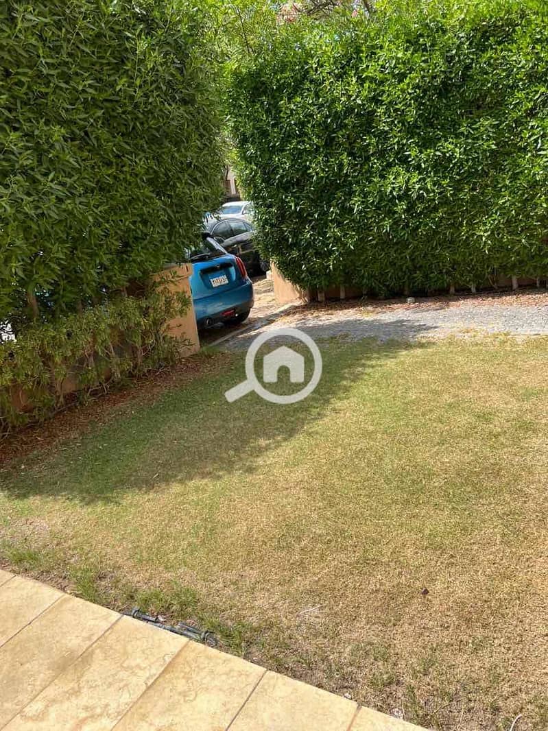 8 87a39116-def8-44c0-8989-044178f9e45d. jpg