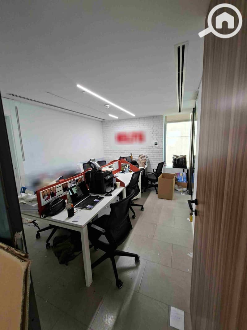 12 ٢٠٢٥١٠٢٧_١٣٢٠٤١. jpg