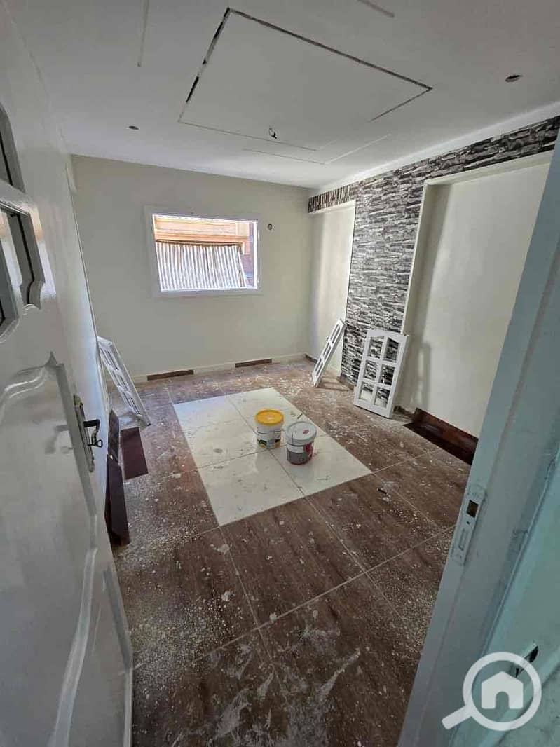 4 097b99d0-f8c1-412f-8d12-75ed2ac95615. jpg