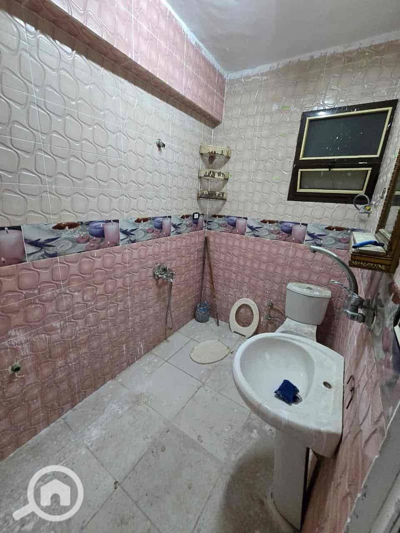 8 96f659a8-a9ff-487e-a30f-ed5c55adb0ae. jpg