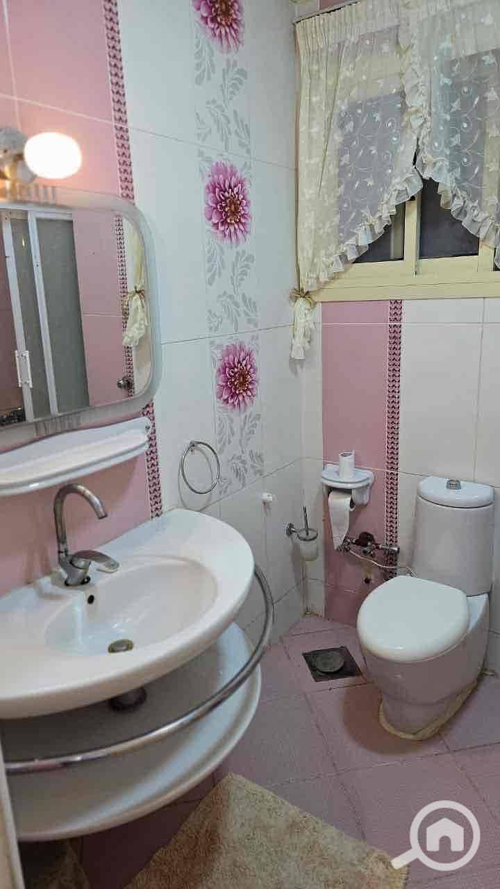 3 fb283026-006d-424c-9a93-ae635f4d65c0. jpg