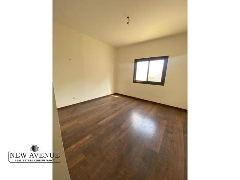 6 WhatsApp Image 2025-12-11 at 12.06. 17 PM (1). jpg