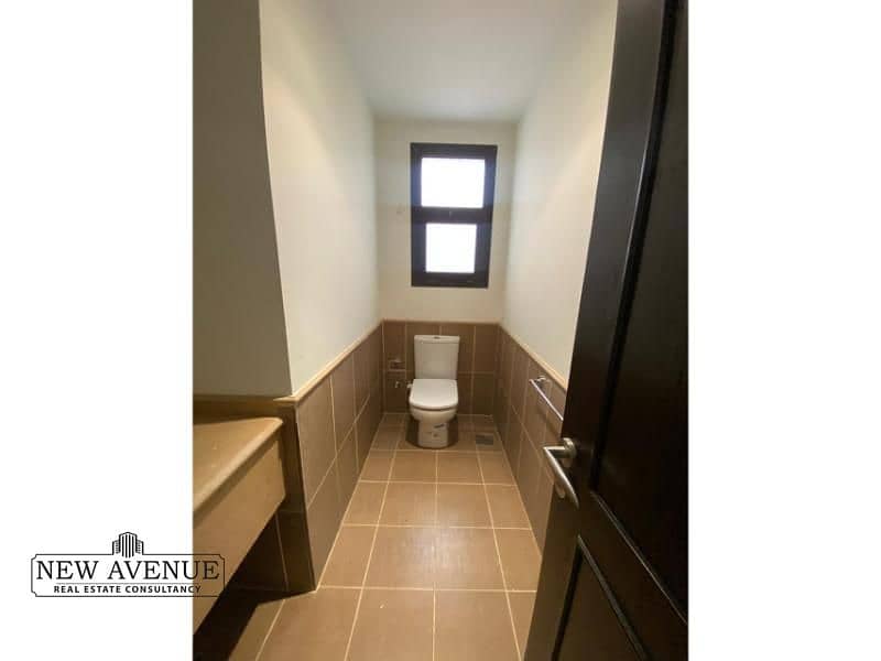 8 WhatsApp Image 2025-12-11 at 12.06. 24 PM (1). jpg