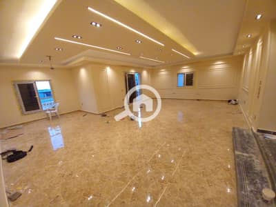 فیلا 11 غرف نوم للايجار في القطامية، القاهرة - IMG-20251210-WA0549. jpg