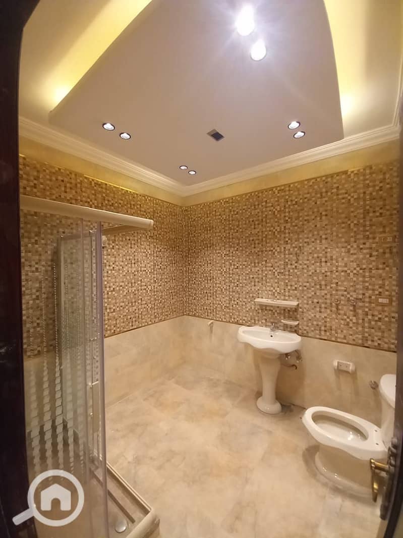 4 IMG-20251210-WA0552. jpg