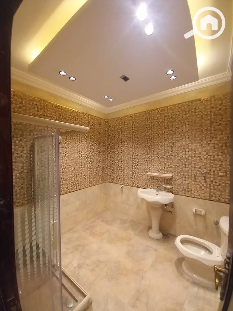 6 IMG-20251210-WA0552. jpg