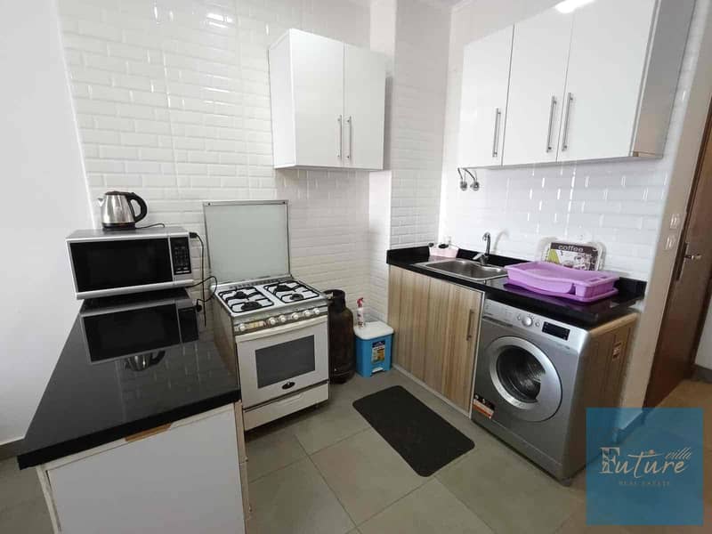 9 3e2d055f-3dd1-4383-85a1-db78f154f5c5. jpg