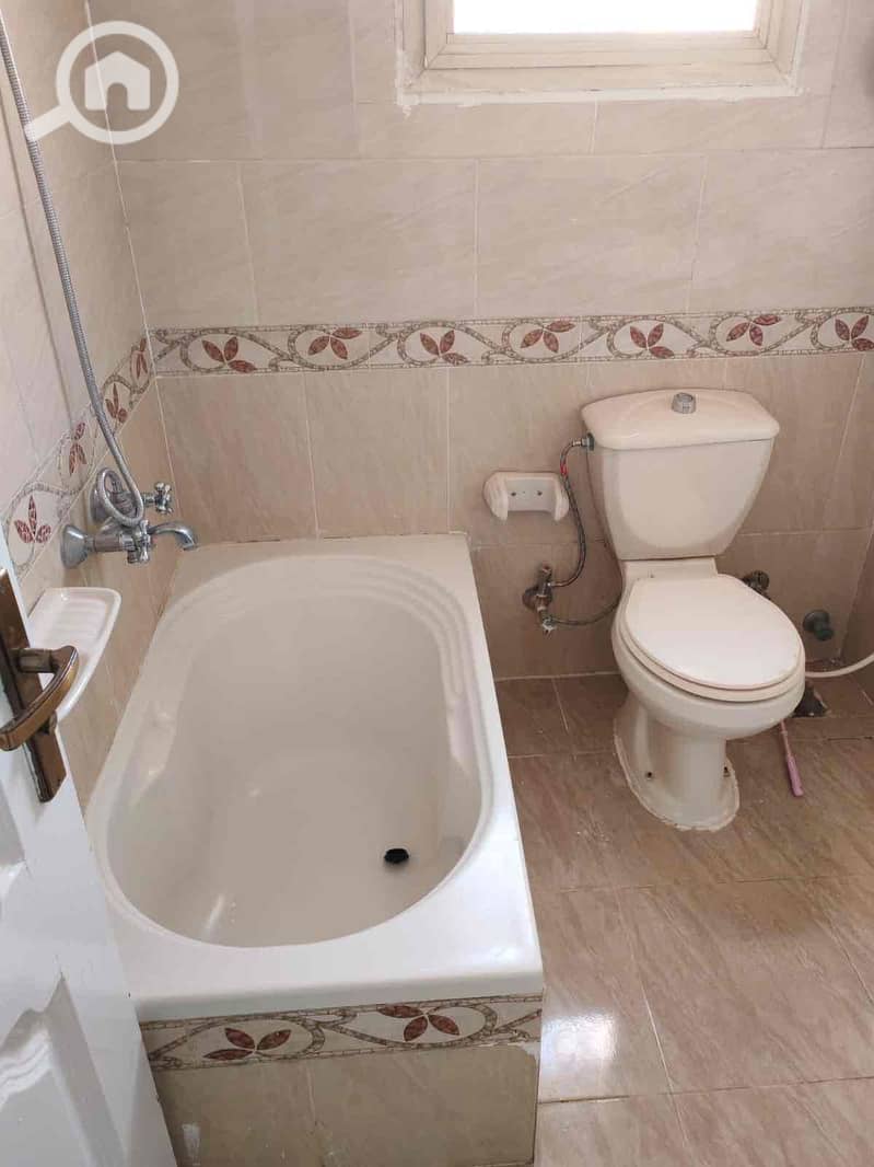 11 e5dbae09-42e3-42ff-9417-1f8d0fbdb2c2. jpg