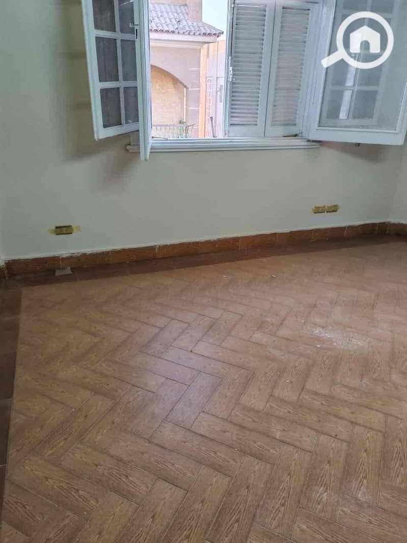 15 c5af2ae0-29f8-47c7-a16c-5ee3e424eb9c. jpg