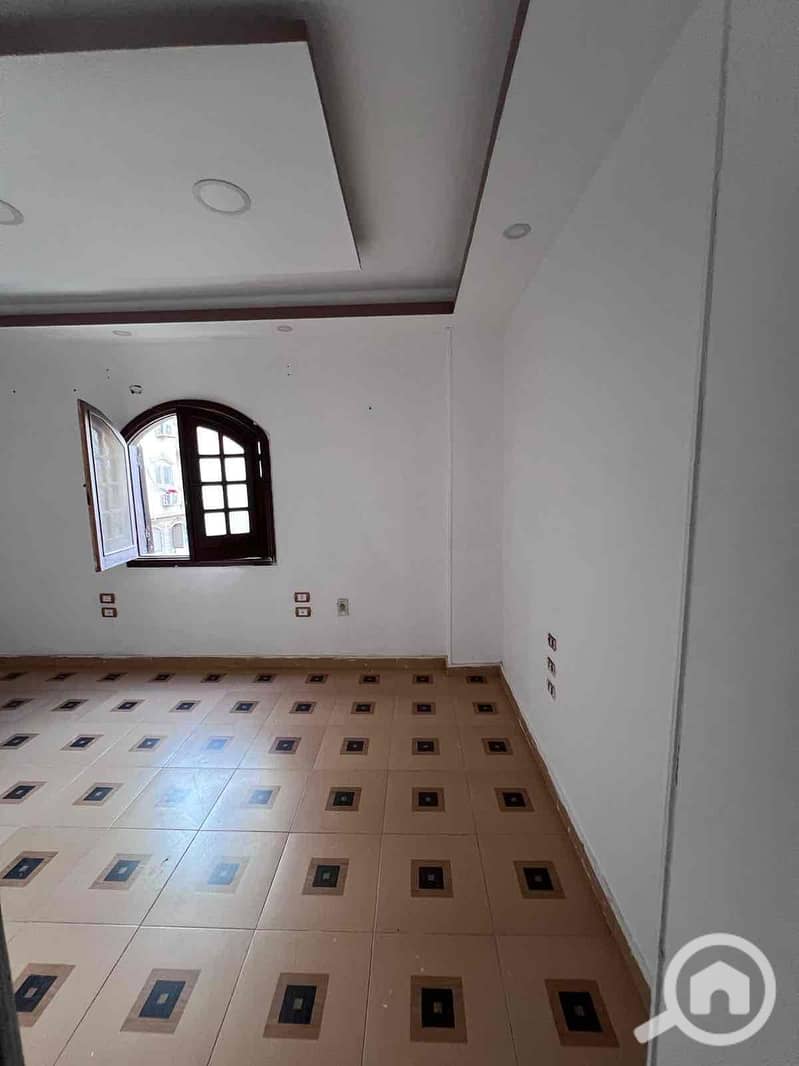 2 4239986b-9985-4022-9538-38b8fa5537bb. jpg