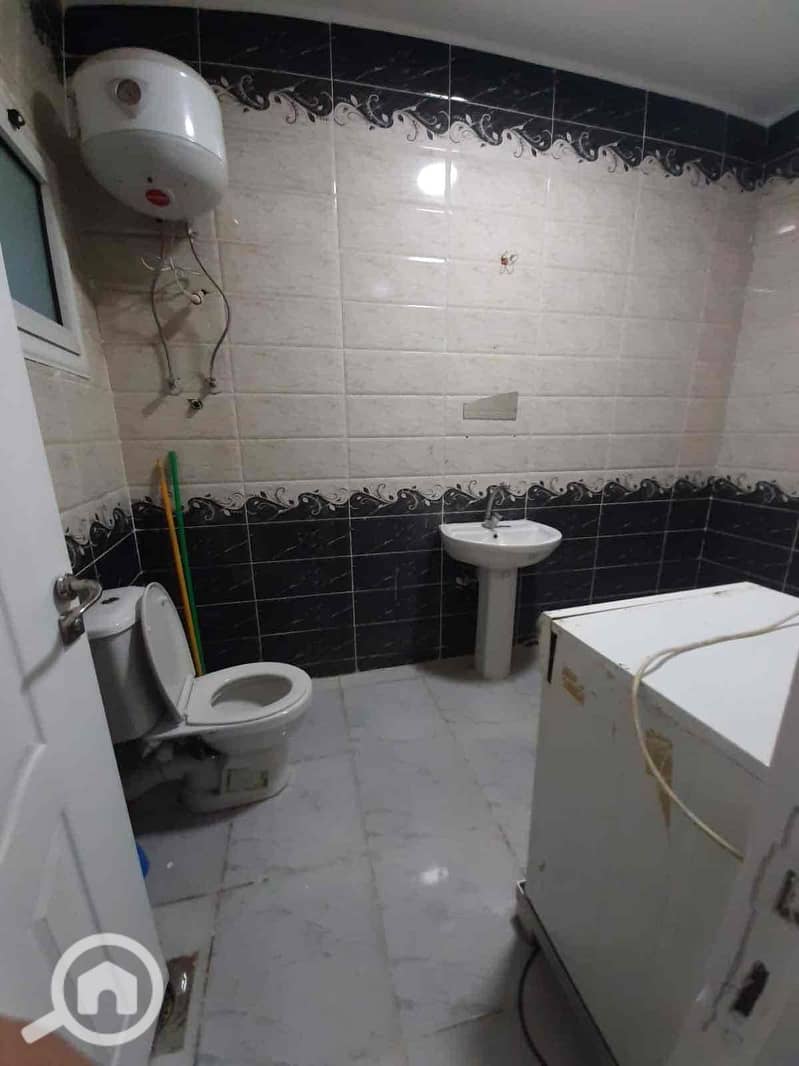 6 3b2765c5-42e6-40ea-a3af-8486158fbe2a. jpg