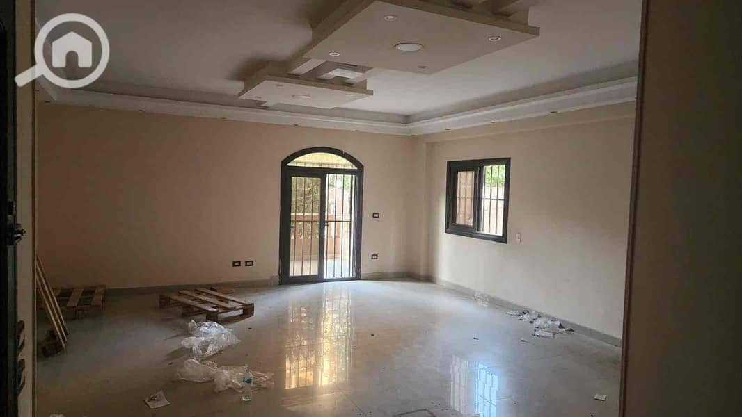 2 cc2ed71d-e311-4799-becc-fff63b03e43b. jpg