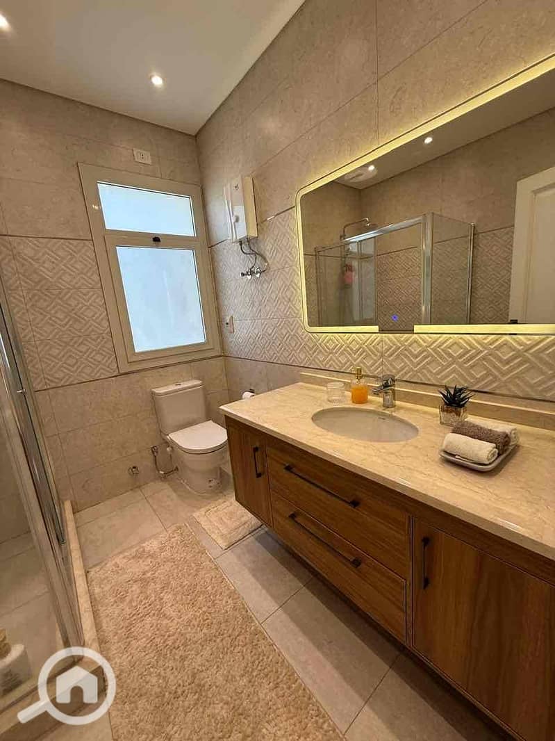 6 eaee0157-d9c4-48ec-88f4-6797178b11a8. jpg