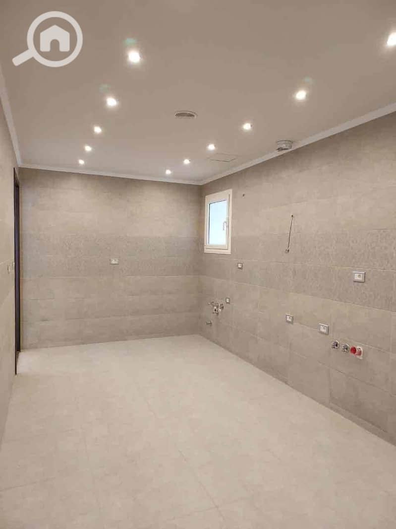 3 e1eb1766-a035-42c5-ae6c-31d5cd6976a9. jpg