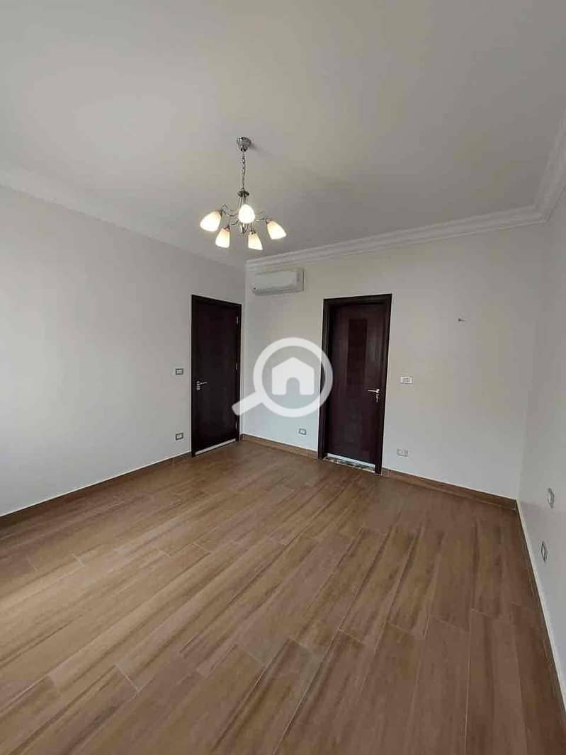 11 72c10ef8-3a20-4787-8f3b-c6ca27557509. jpg