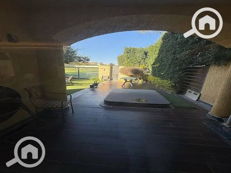 11 994de479-7c19-4fe0-bf17-85ddbc2fd320. jpeg