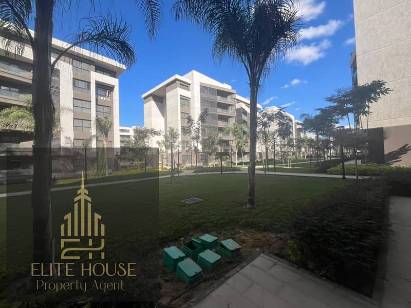 4 e61f90d0-e345-4d87-b4ee-e8b9a561da2f. jpg