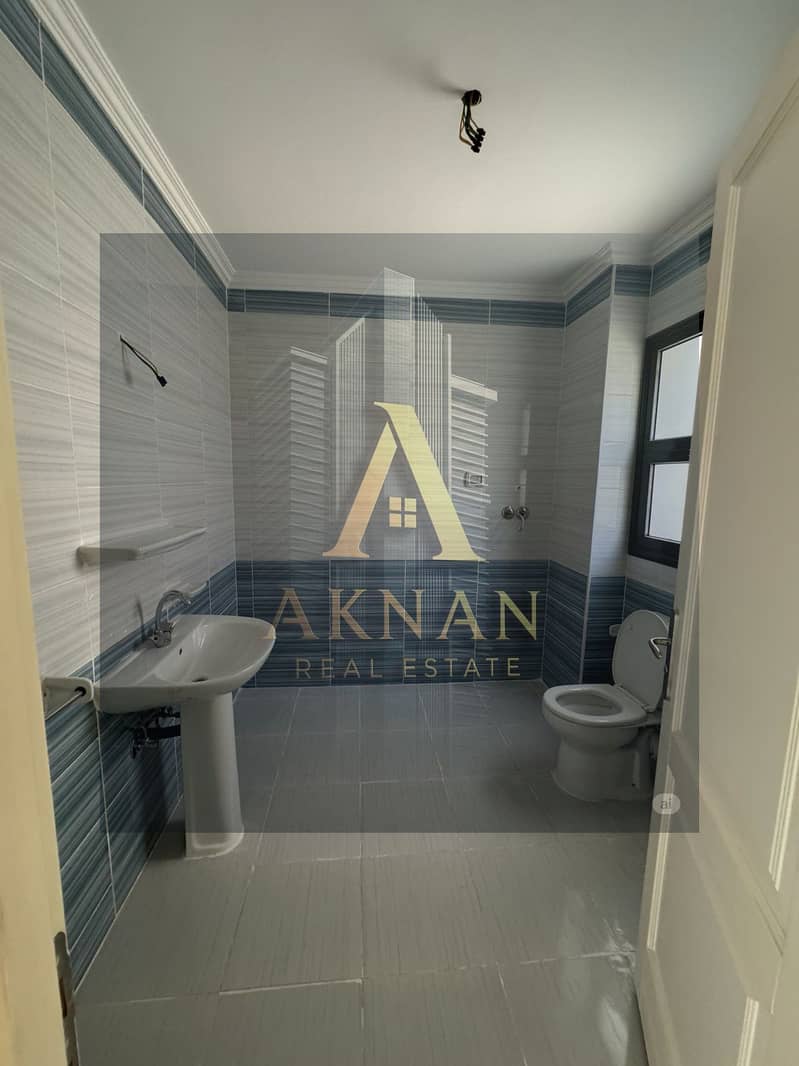 5 WhatsApp Image 2025-12-08 at 21.44. 53 (11). jpeg